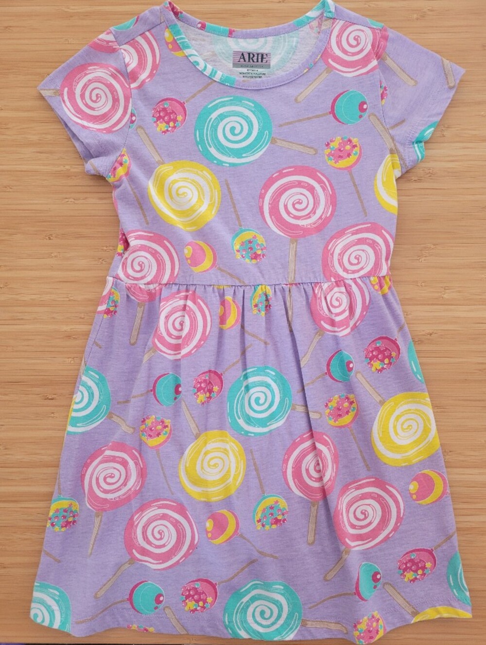 US 6/6X , Like New, Girls' Lavender Lollipop Print Short-Sleeve Dress